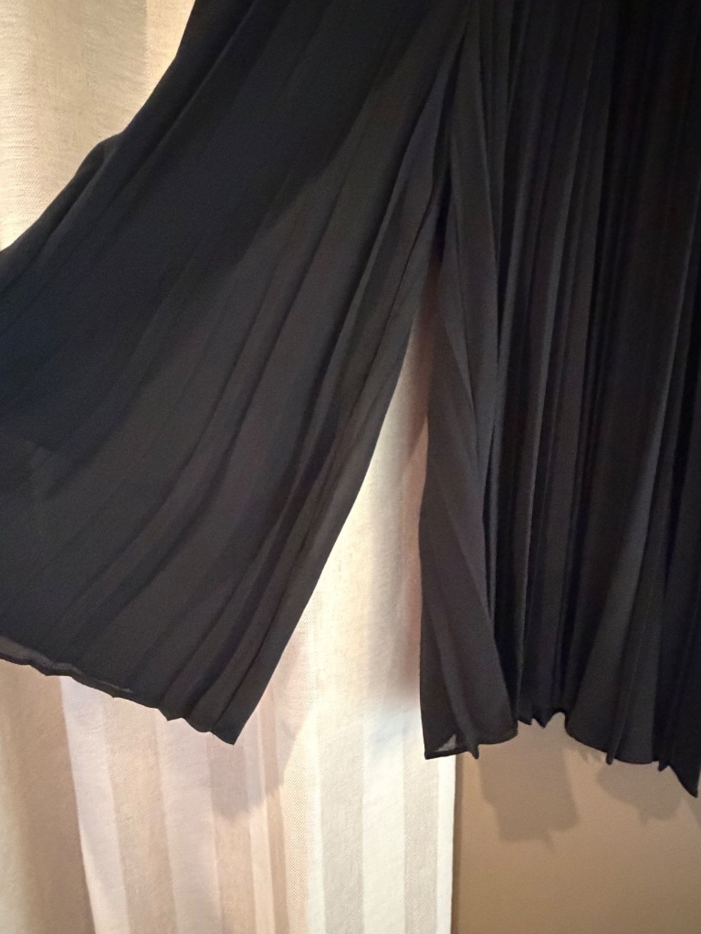 NWT Pleated Palazzo Pants Black by Wishlist Apparel Party Occasion, Size M/L - Picture 2 of 13